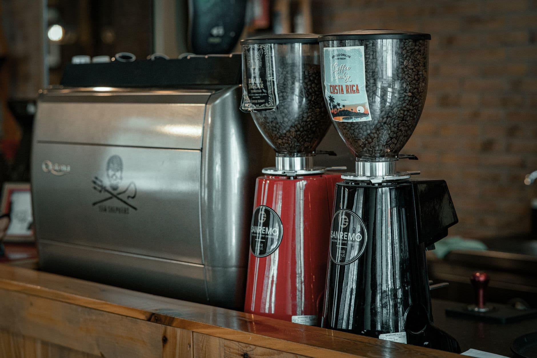 Costa Rica Coffee Wholesale: Sourcing 100% Arabica From a Specialty-First Origin